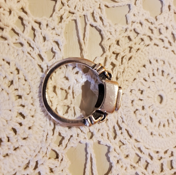 Silapda amethyst ring - Picture 3 of 4